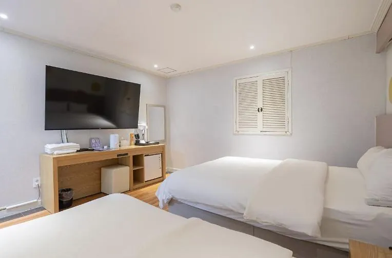 Stay Hotel Incheon Airport 0*,